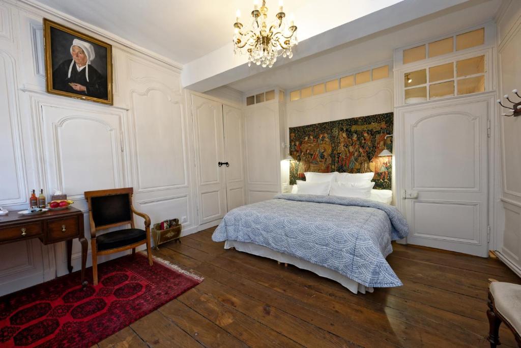 Chambre Blanche - Charme authentique